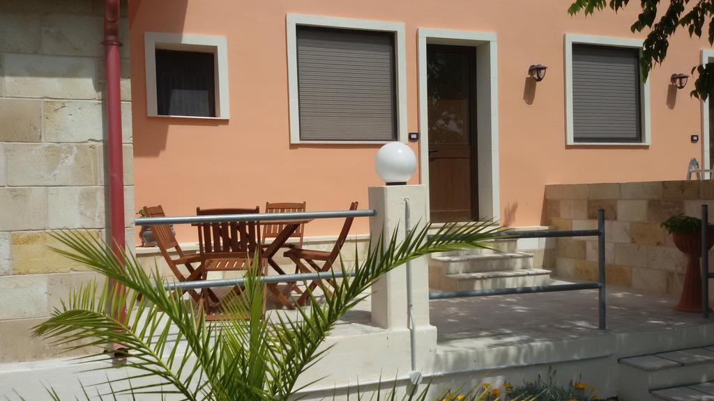 Appartamenti Turistici Aprile Antonio Luigi Borgagne Dış mekan fotoğraf